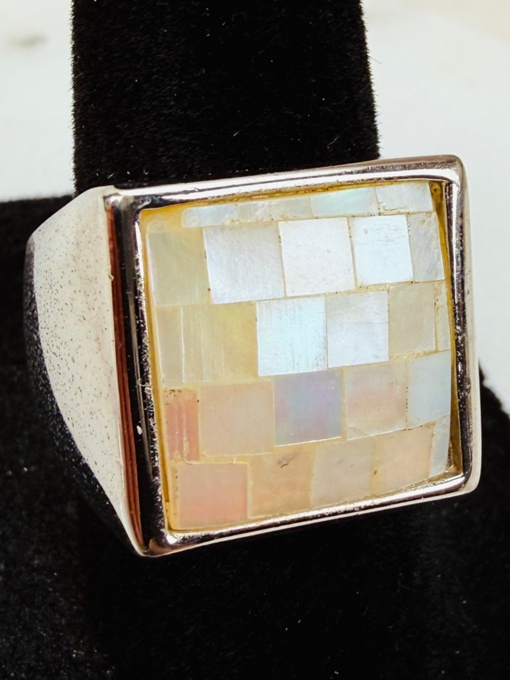 Gorgeous vintage silvertone, wide band raised mother of pearl ring